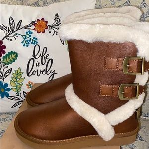 Classic Short Bailey Fluff Ugg Boots